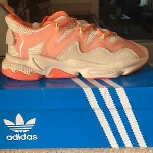 Ozweego sz 8 women’s